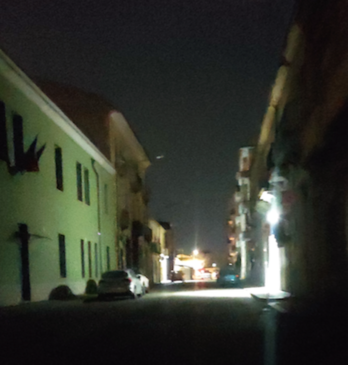 BLACK OUT VIA PAGA 2