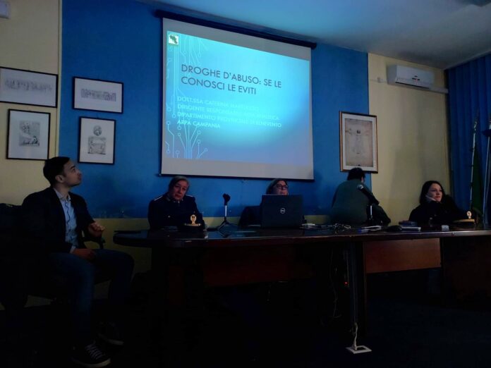 Polizia a scuola 2