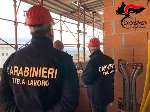 Carabinieri cantieri