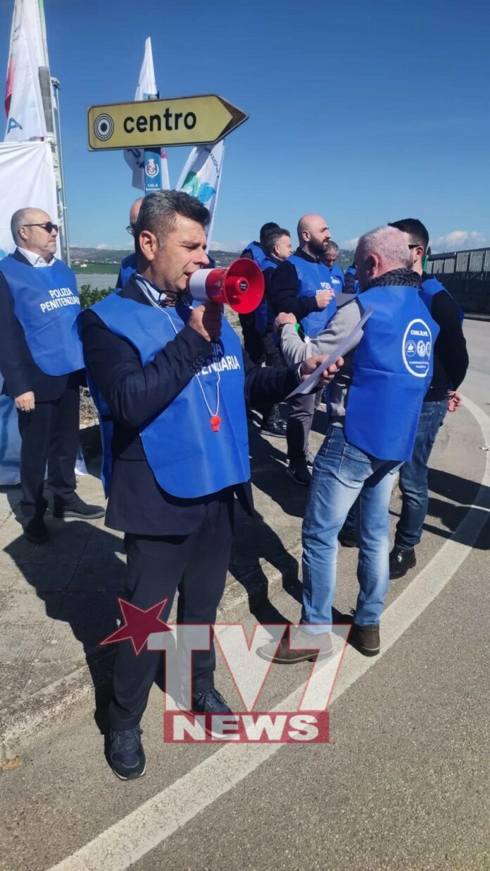 POLIZIA PENITENZIARIA PROTESTA 2