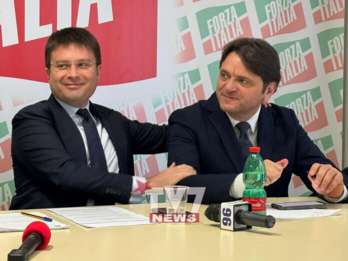 RUBANO E CASCONE 1