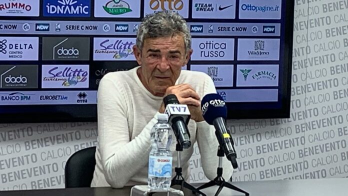Auteri sala stampa 2024WhatsApp Image 2024-04-14 at 16.05.39