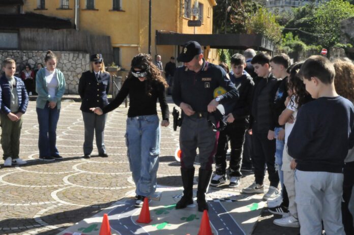 Campagna educazione Poliza IMG-20240404-WA0042