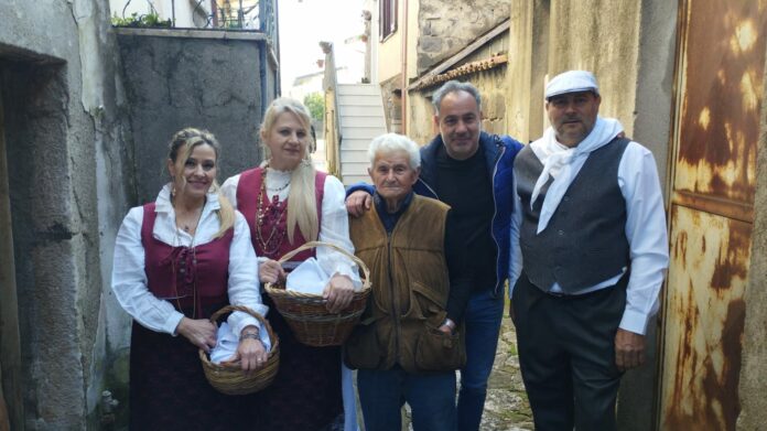 Luca Galtieri, inviato di Striscia la Notizia, a Castelvenere