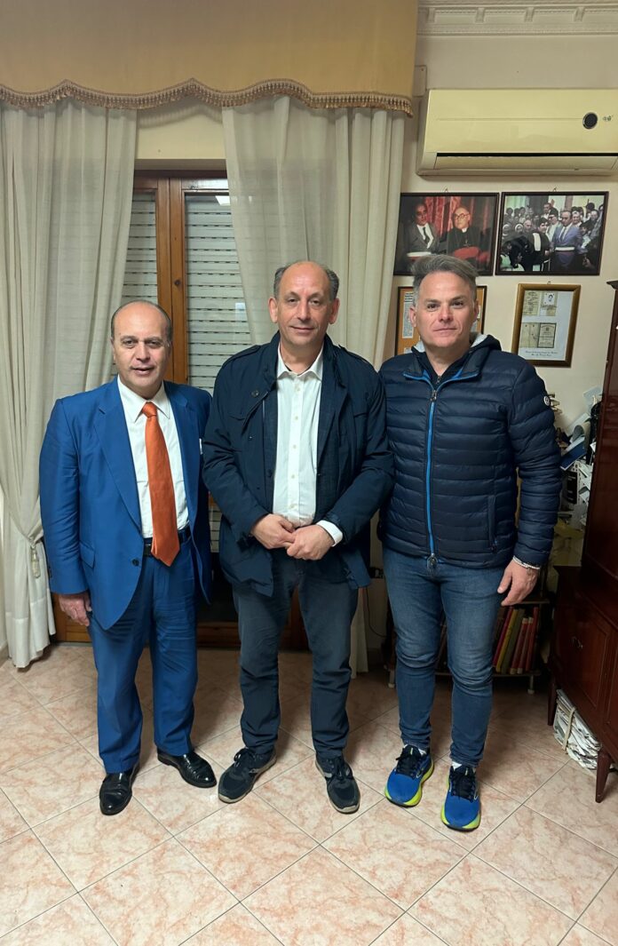 FUCCI JUNIO E IULUCCI