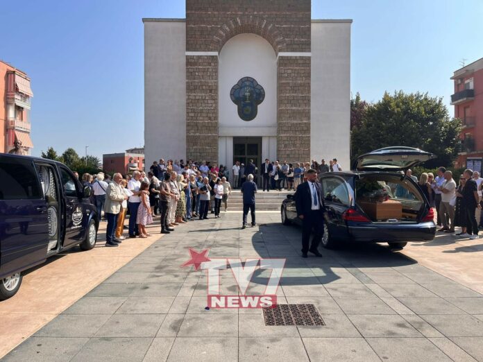 Funerali Gianni Caruso-3