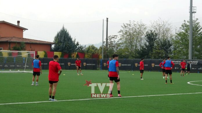 BENEVENTO CALCIO ALLENAMENTO (15)