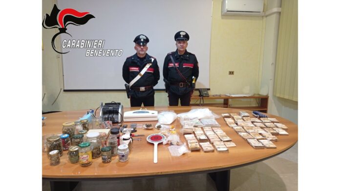 Droga carabinieri