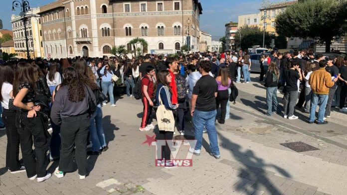 Sciopero studenti bus terminal-6
