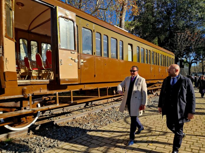 treno bagnanti 2