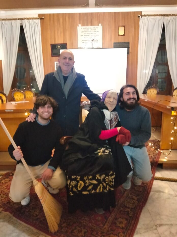 06.01.2025 BEFANA COMUNE DI ARPAISE FOTO DI GRUPPO SINDACO E CONSIGLIERI COMUNE