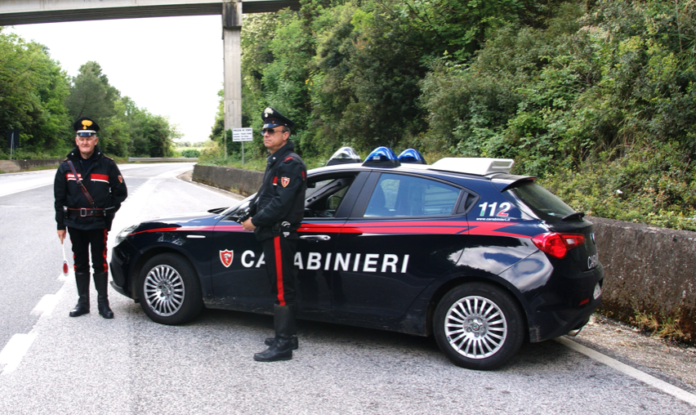 Carabinieri posto blocco