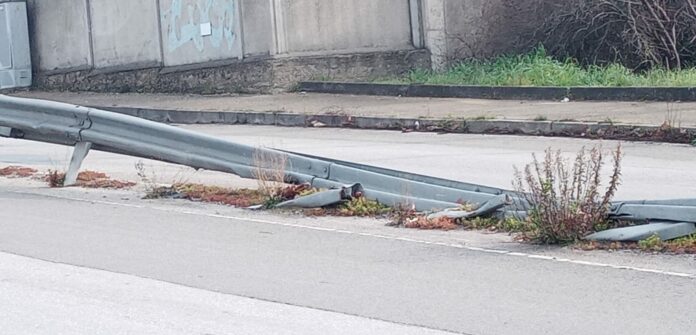 GUARDRAIL