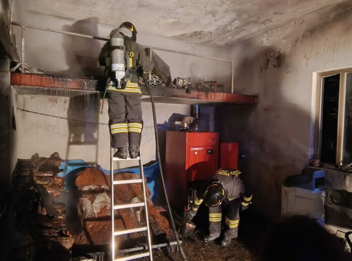 Vigili del fuoco incendio