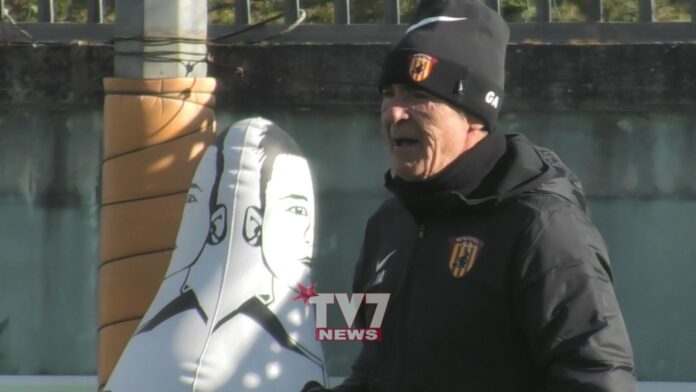 BENEVENTO CALCIO ALLENAMENTO (6)