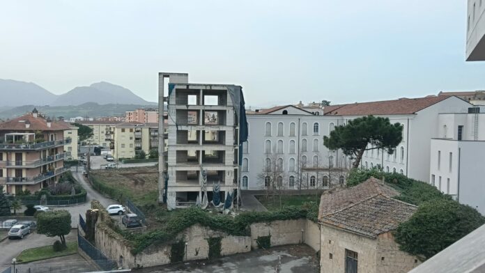 alberi una hotel areaoggi