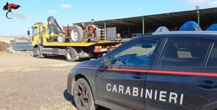 Carabinieri mezzi agricoli