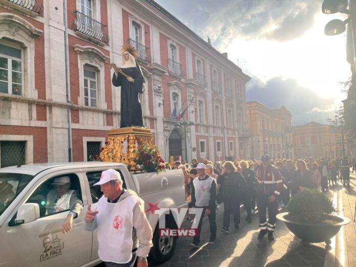 PROCESSIONE SANTA RITA (4)