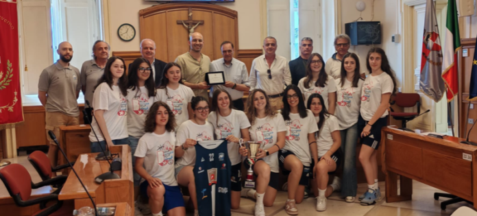 Cestistica femminile a Palazzo Mosti