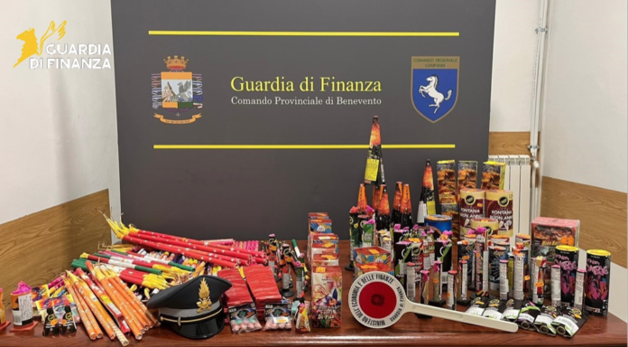 Finanza materiale pirotecnico