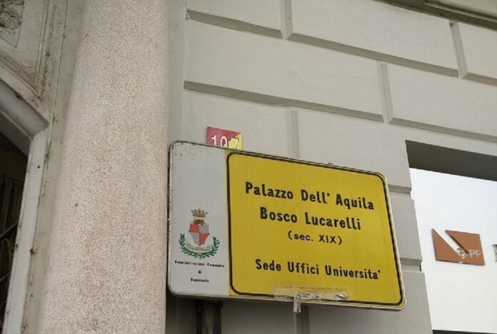 Palazzo Dell'Aquila