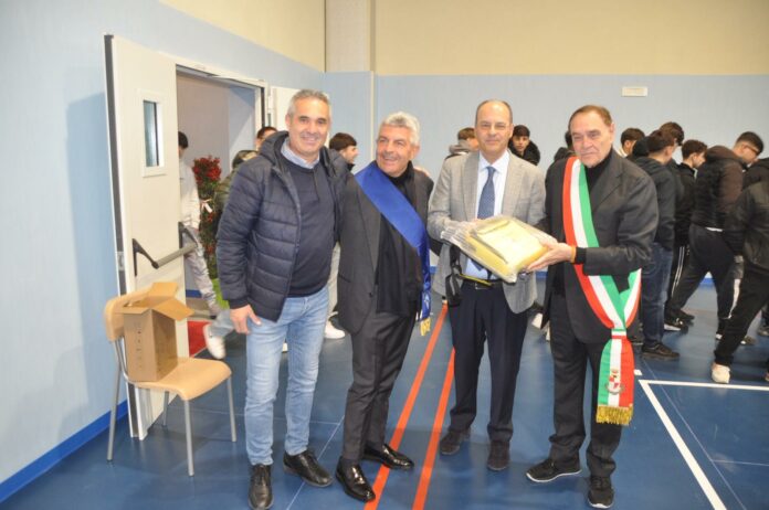INAUGURAZIONE PALESTRA INDUSTRIALE 3