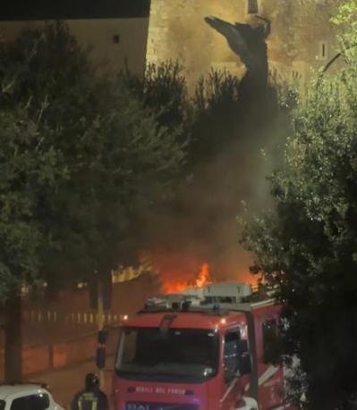 Vigili del fuoco bancarella