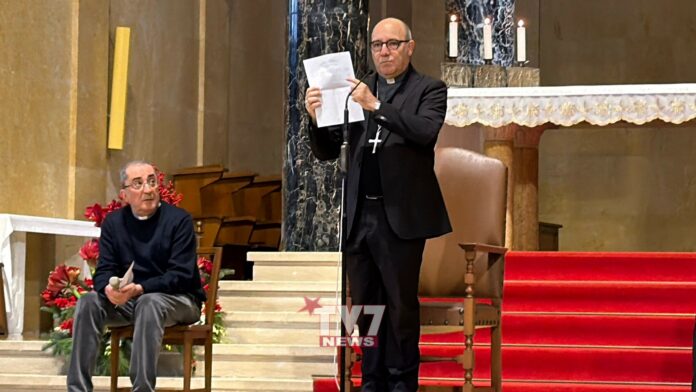 ACCROCCA NUOVO VESCOVO DI ASSISI (17)