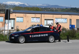Controlli dei Carabinieri tra Benevento e provincia: sicurezza stradale, verifiche nei locali e contrasto all’illegalità diffusa.