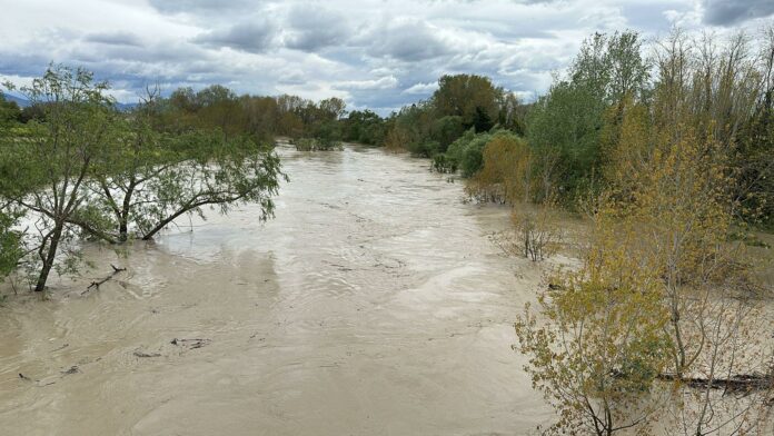 Fiume in piena