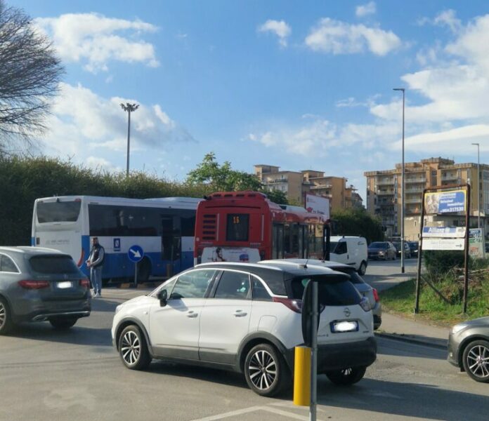 AUTOBUS FERMO