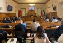 SGUERA, FARESE E MEGNA: “MASTELLA CHIARISCA REGOLARITÀ NOMINA EX DIRIGENTE URBANISTICA”