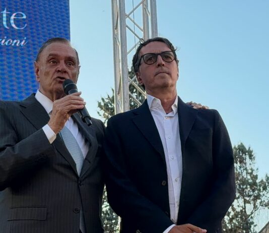 Festa per i 50 anni di Mastella in politica, ‘il segreto? Tutti hanno il mio telefono’