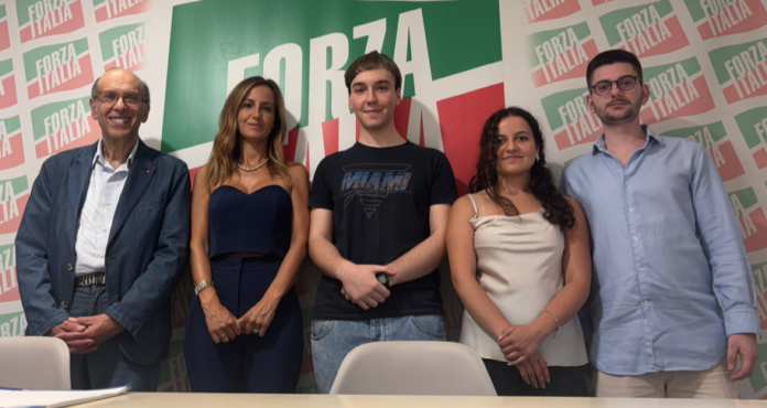 Errico Bello e giovani Forza Italia