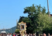 San Lorenzo Maggiore – Contrada Piana in festa: fede, convivialità, musica e sapori nel cuore dei festeggiamenti di Maria SS. della Strada.